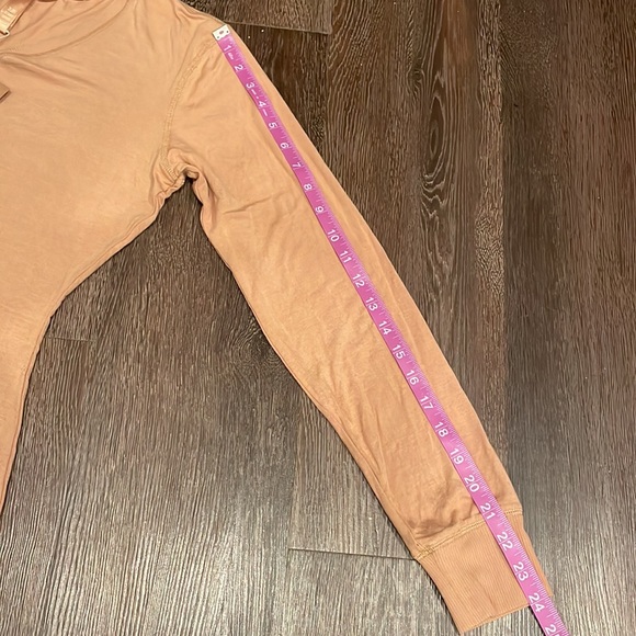 ✅SOLD✅🪷NWT SKIMS Sleep Lounge Long Sleeve Henley Dress Ochre size Large - Picture 7 of 11